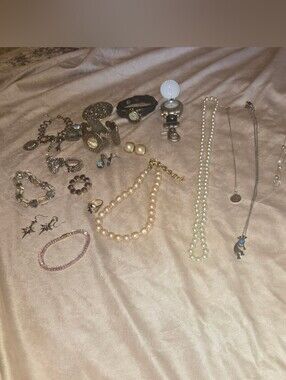 Costume Jewelry Bundle Lot